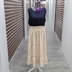 DKNY Size 14 NWT Navy Blue & Cream Midi Waterfall Boho Tier Dress